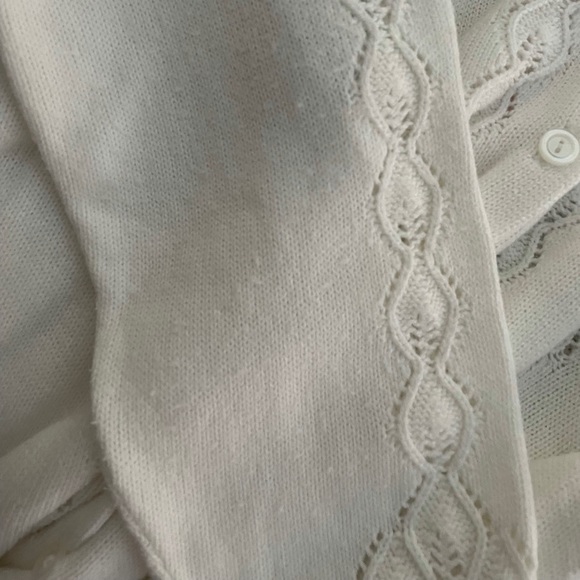 SOLD Vintage white cardigan - Picture 7 of 7